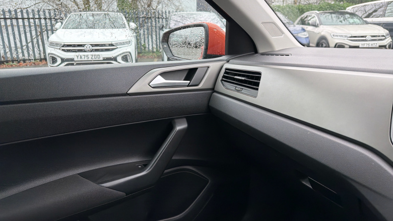 Volkswagen Polo 1.0 TSI 95 SE 5dr Petrol Hatchback